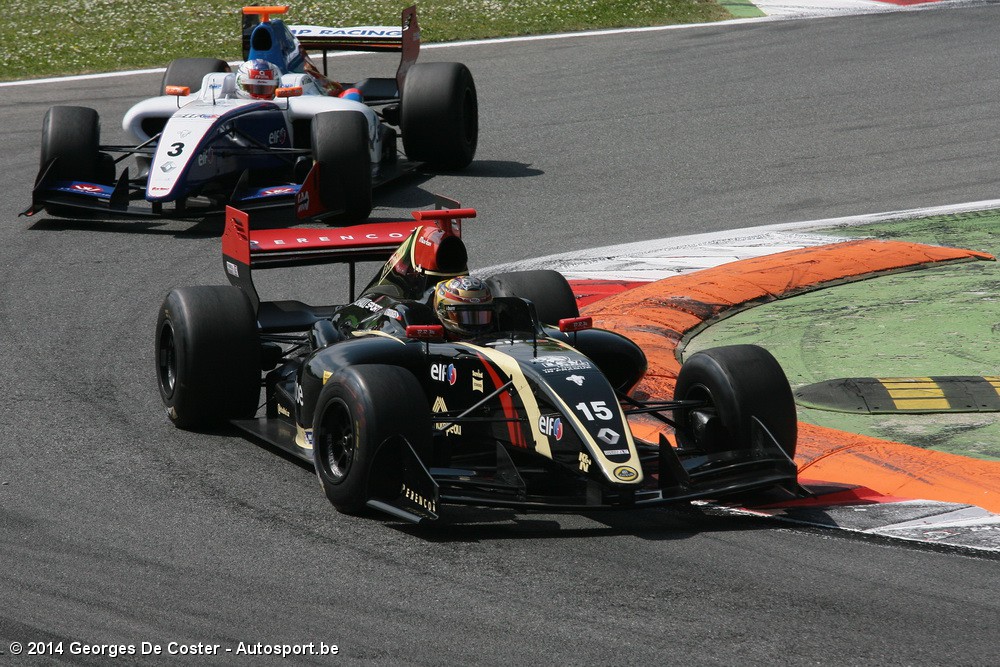 Monza: race 2: Carlos Sainz Jr. zet dominantie ditmaal om ...