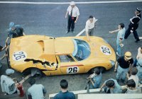 Een klapband maakte een illusie van de overwinning in de etmaalrace van Le Mans in 1965