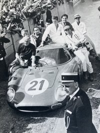 De 250 LM van NART bracht in '65 Ferrari zijn negende overwinning op het circuit de la Sarthe