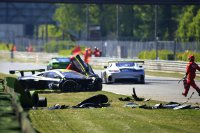 Crash Strakka Racing McLaren 650S GT3 #42