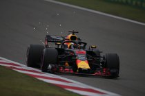 China: Ricciardo wint verrassend - Vandoorne dertiende