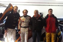 Boutsen Ginion laat Stoffel Vandoorne van McLaren MP4-12C GT3 proeven