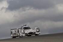 Mark Webber maakt eerste kilometers voor Porsche